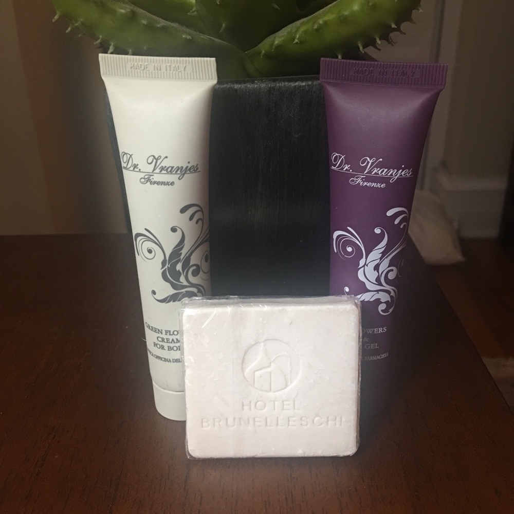 Dr Vranjes 30ml shower gel, body lotion & soap NWT